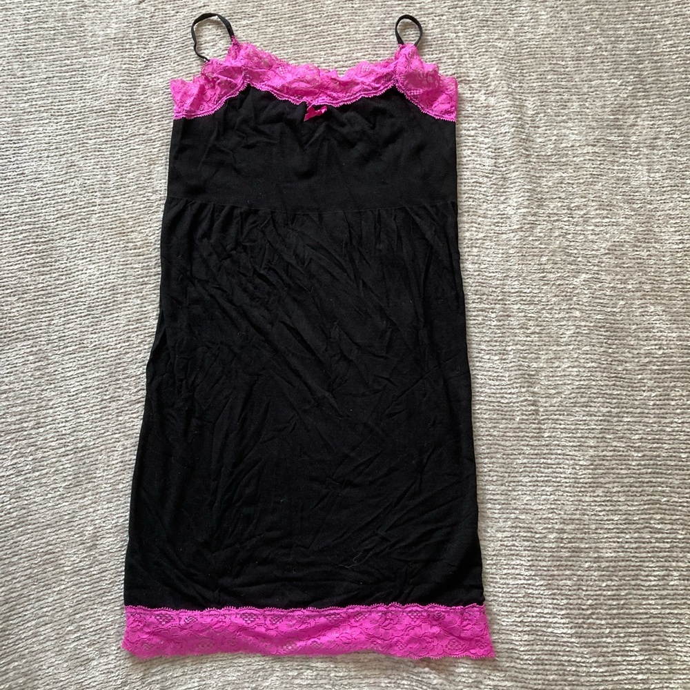 Simply Chic Black Hot Pink Lace Chemise Slip Dress Y2K Coquette Medium